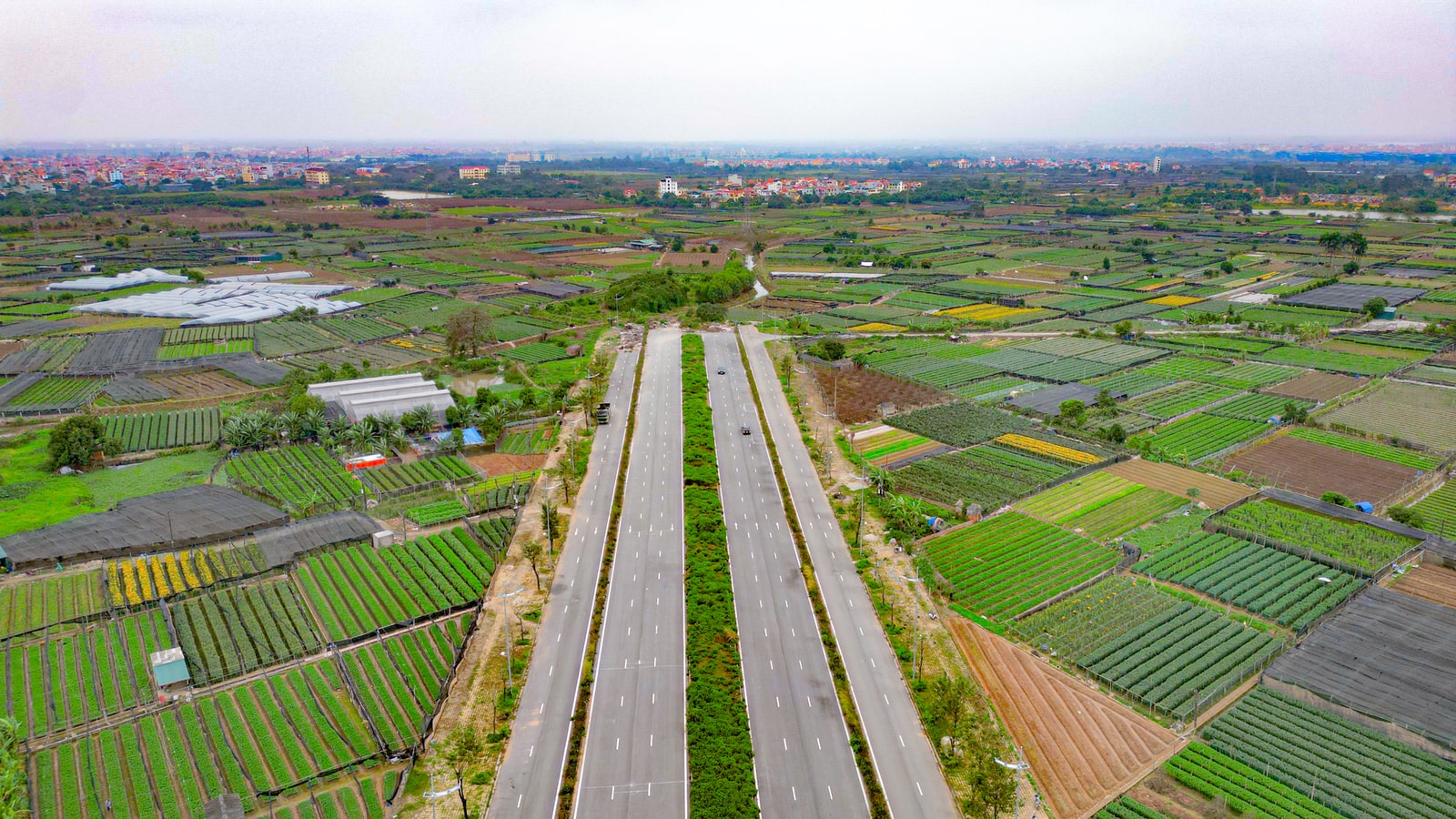 Đường Tây Thăng Long - Trục Đường Huyết Mạch Phía Tây Hà Nội 10 8-tien-do-thi-cong-du-an-dai-hon-33km-thuc-day-kinh-te-ca-vung-phia-tay-thu-do-1706521328239444072533-min